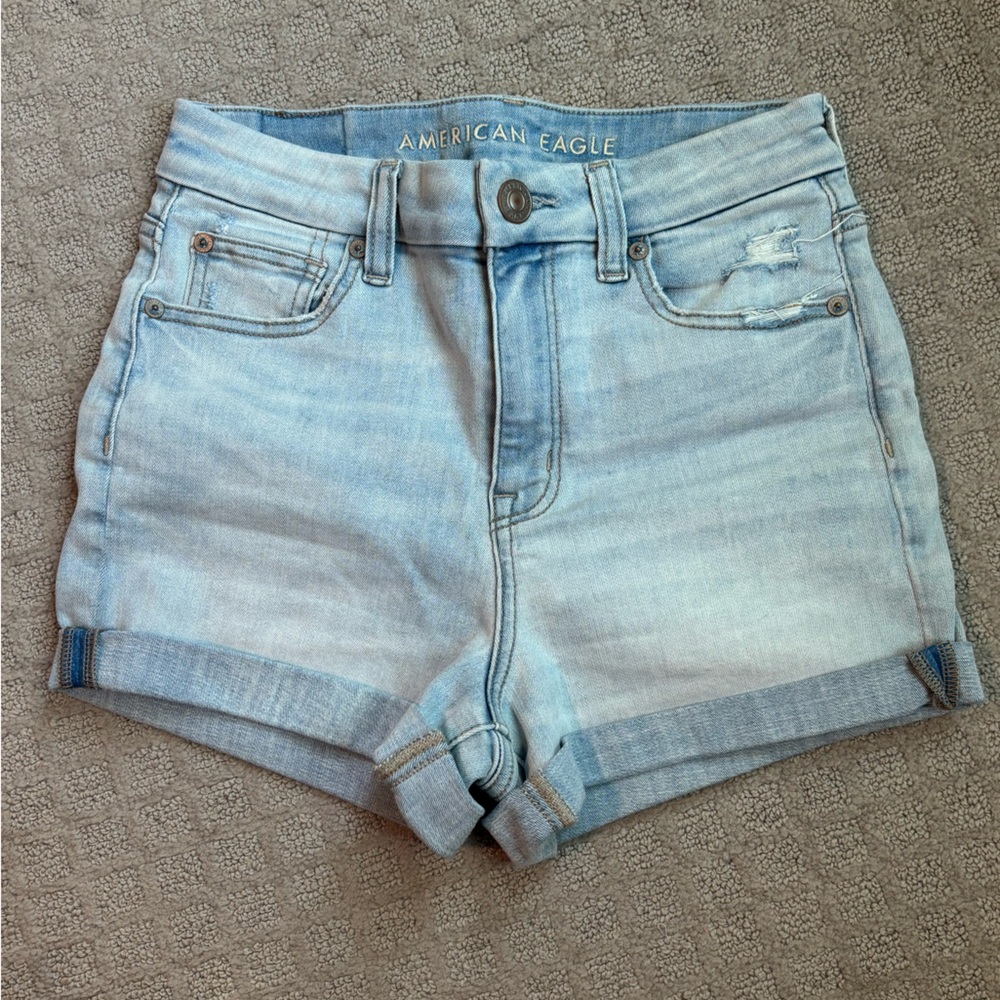 American Eagle Outfitters Light Wash Curvy High-Rise Denim Shortie, Size 2
